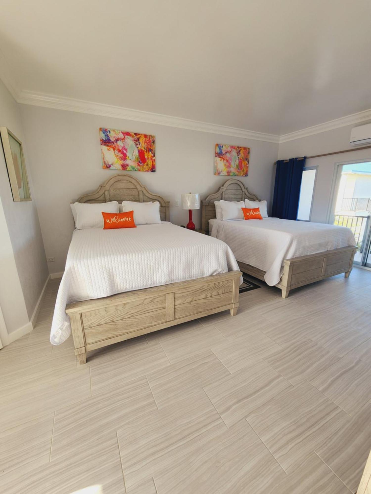 Harbor Breeze Villas Clarence Town Eksteriør billede